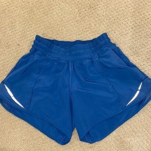 Lululemon Hotty Hot Shorts 4”